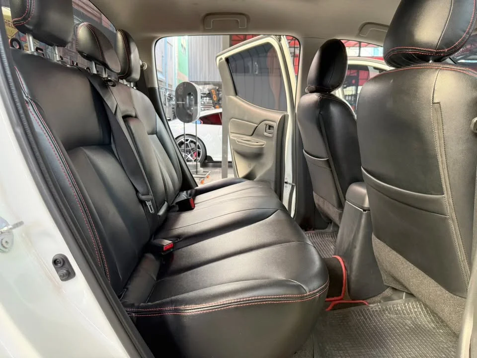 2023 Mitsubishi Triton V 2