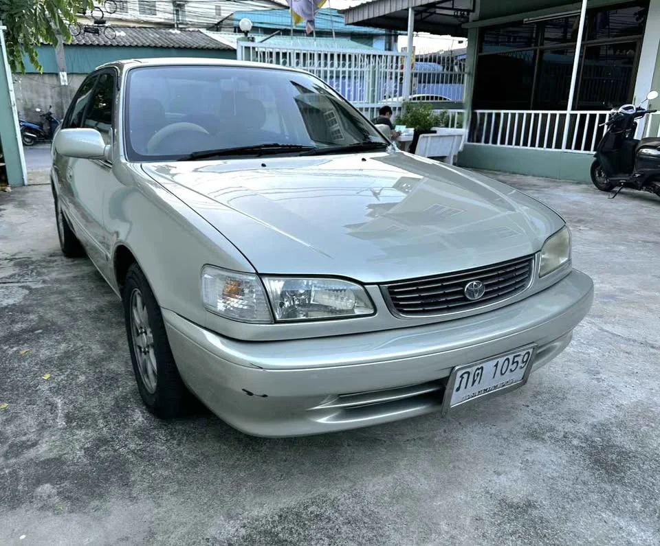 1999 Toyota Corolla Altis VIII (E110) 2