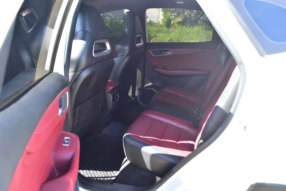 2021 MG HS 2