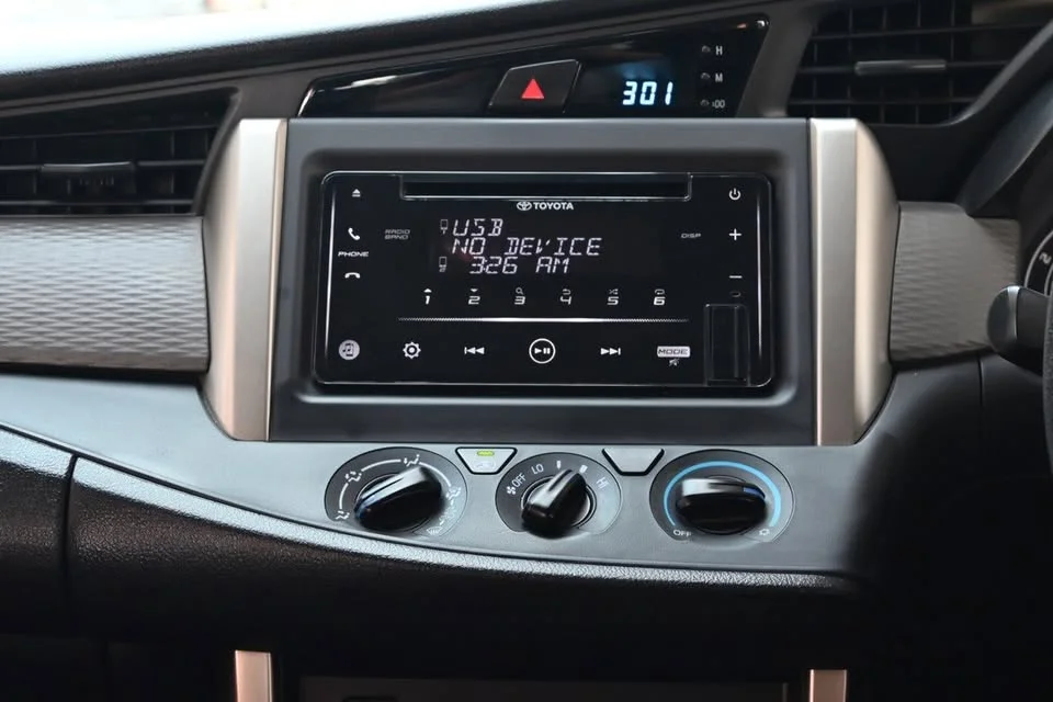 2021 Toyota Innova II 2