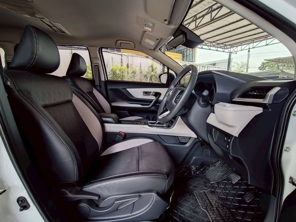 2022 Toyota Veloz III 2