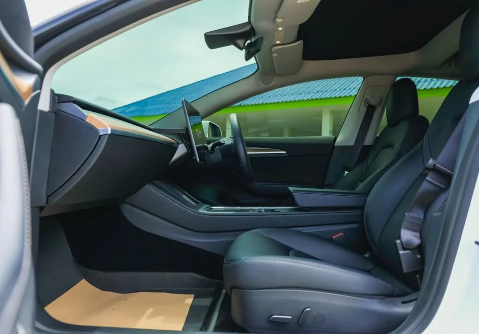 2023 Tesla Model 3 2