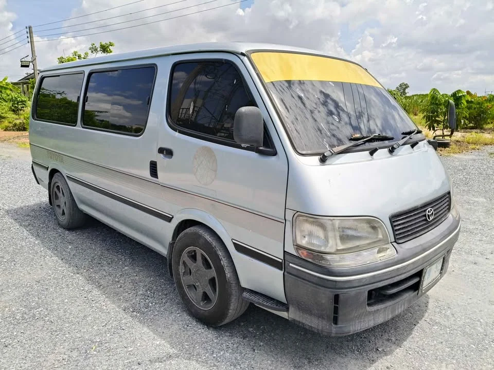 1997 Toyota Commuter IV (H100) 2