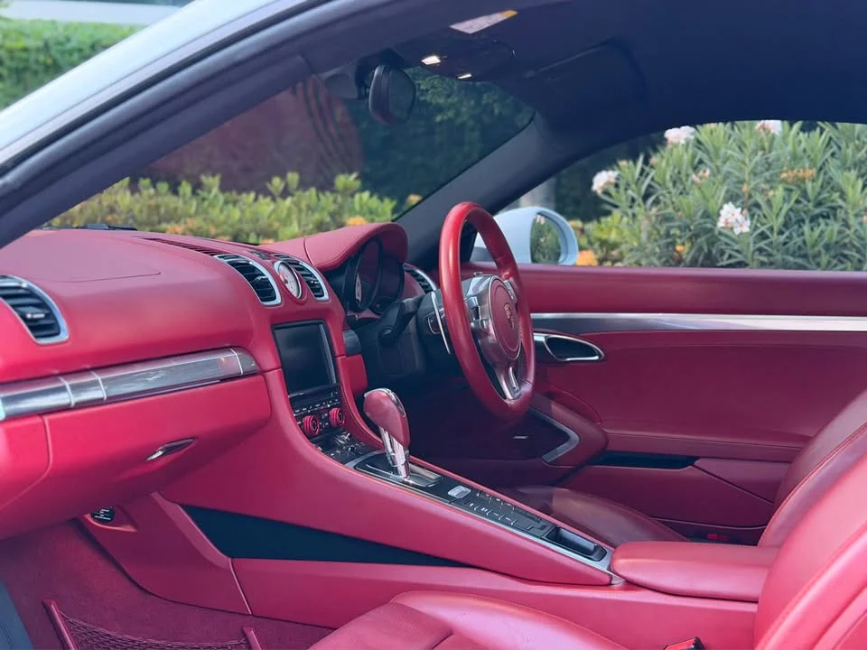 2015 Porsche Boxster and Cayman III 2