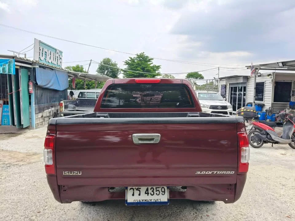 2004 Isuzu D-Max I 3