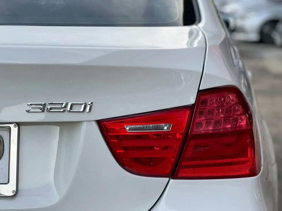 2011 BMW 3er E90 3