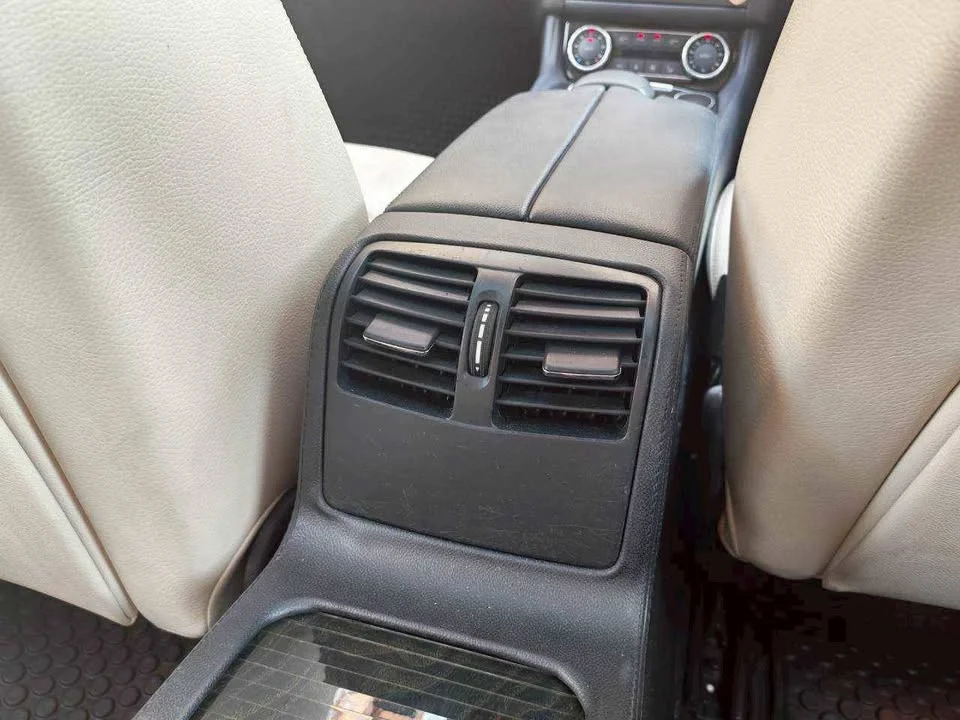 2012 Benz CLS-Class C218 3