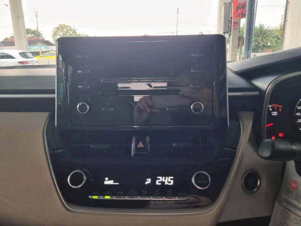 2019 Toyota Corolla Altis XII (E210) 3