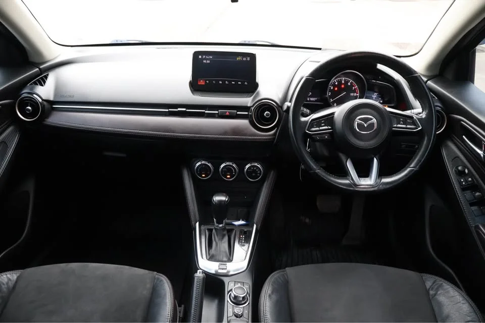 2018 Mazda 2 III 2