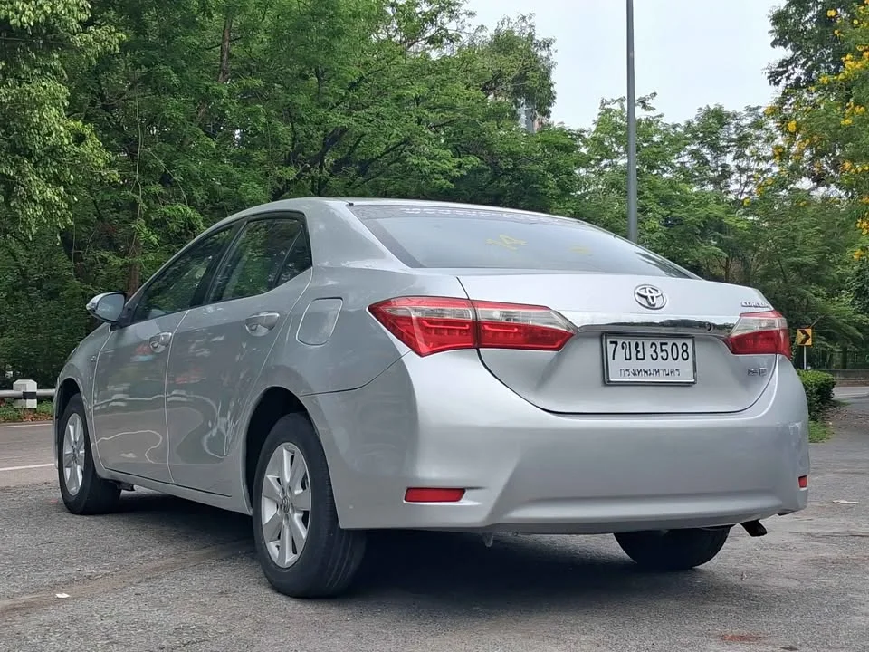 2014 Toyota Corolla Altis XI (E170) 2