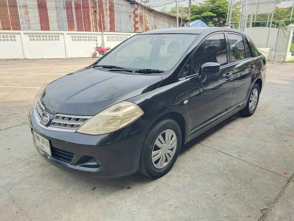 2010 Nissan Tiida I (C11) 3