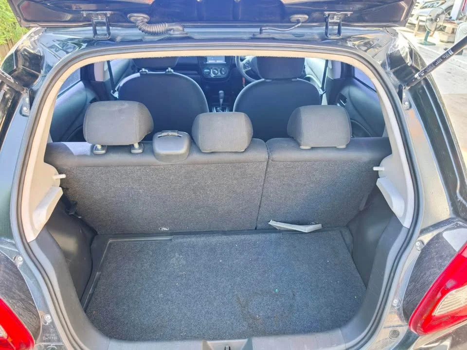2018 Mitsubishi Mirage VI 2
