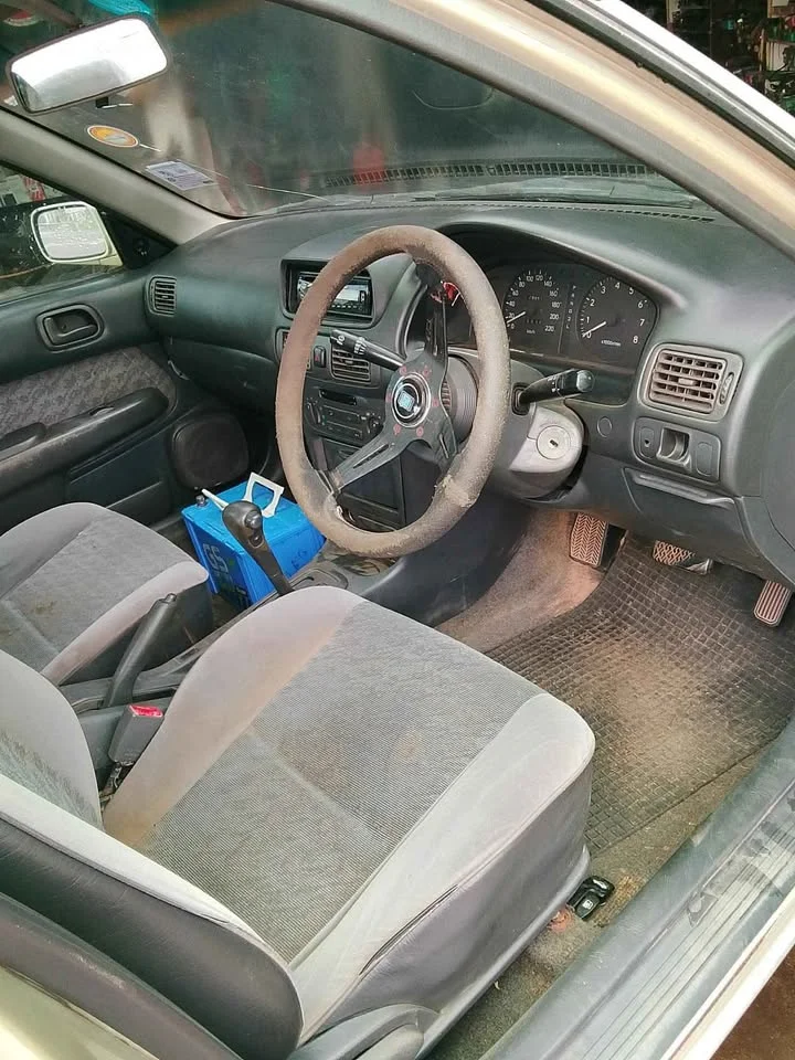2001 Toyota Corolla Altis VIII (E110) 3