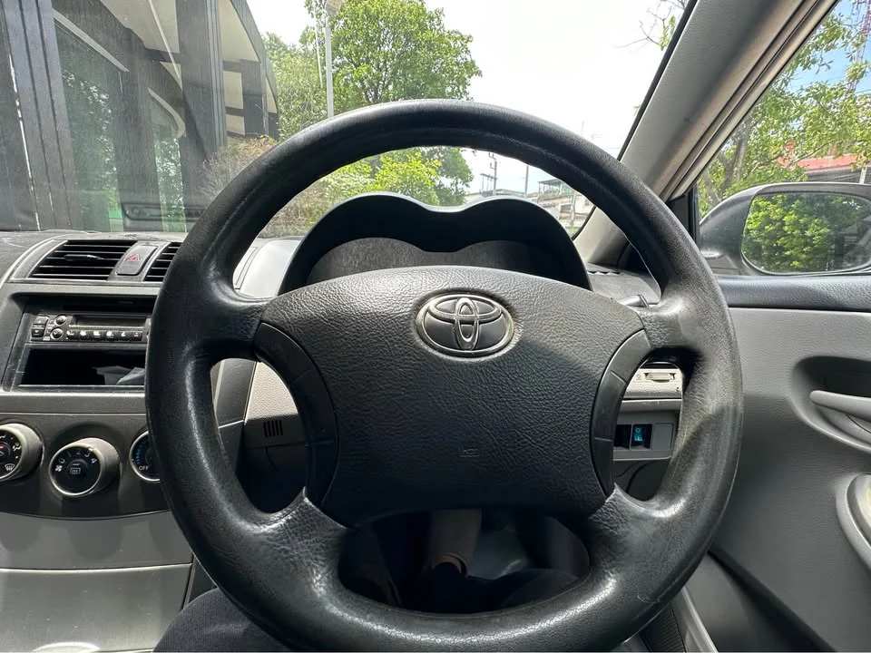 2012 Toyota Corolla Altis X (E140) 3