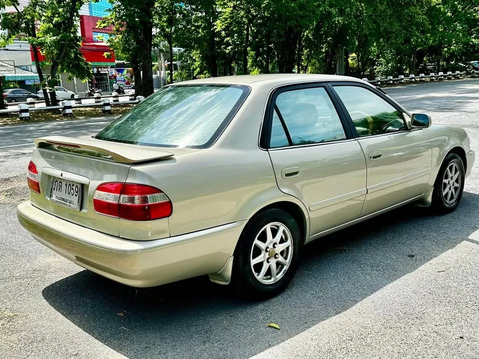 1999 Toyota Corolla Altis VIII (E110) 3