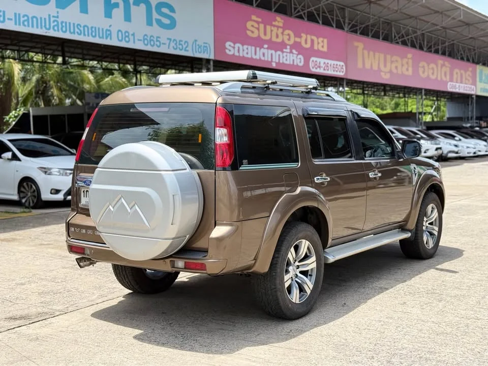 2010 Ford Everest I 3