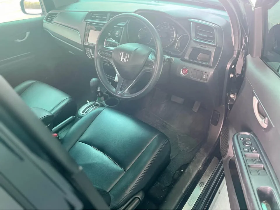 2018 Honda Mobilio II 2