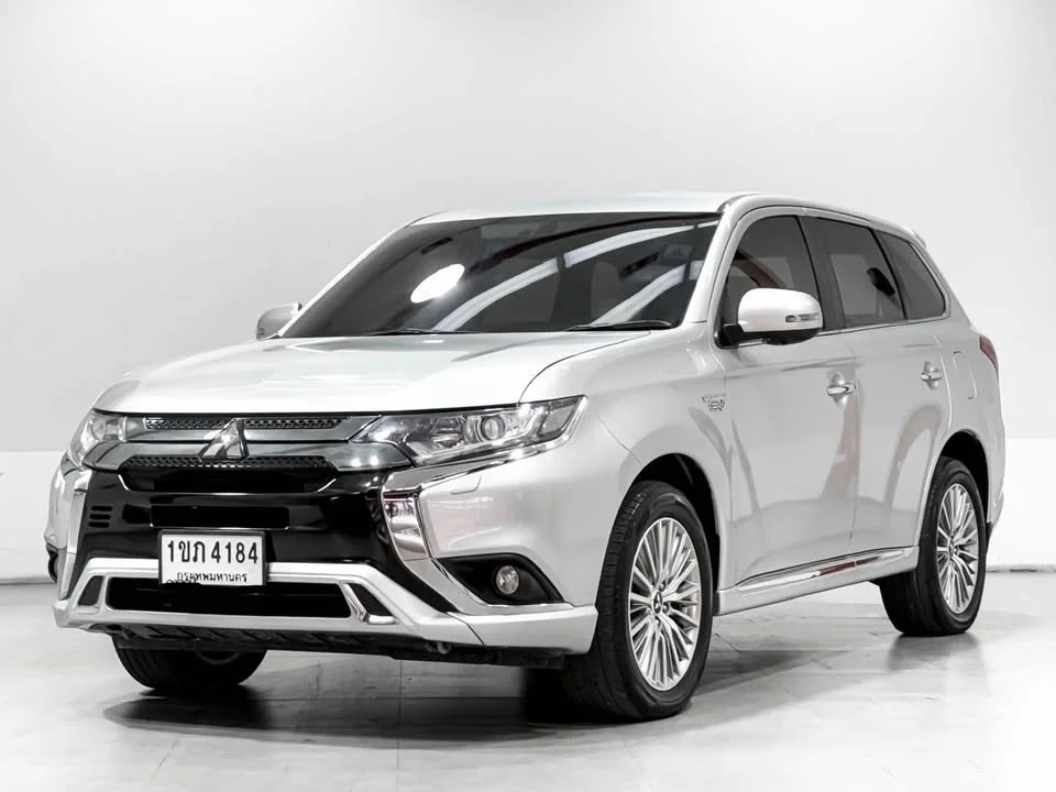 2020 Mitsubishi Outlander III 3