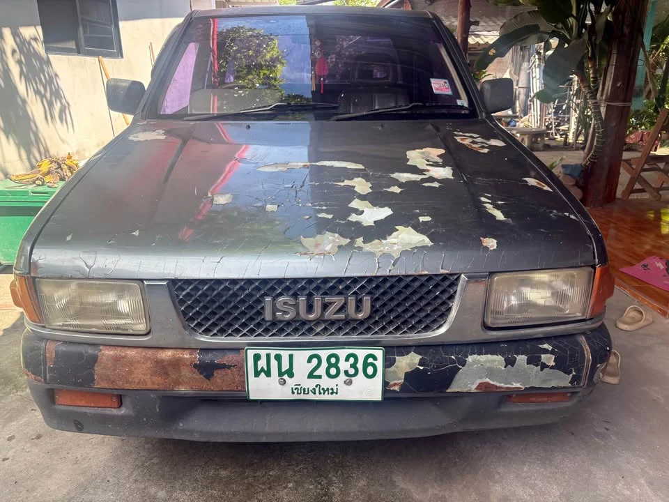 1992 Isuzu TFR III 3