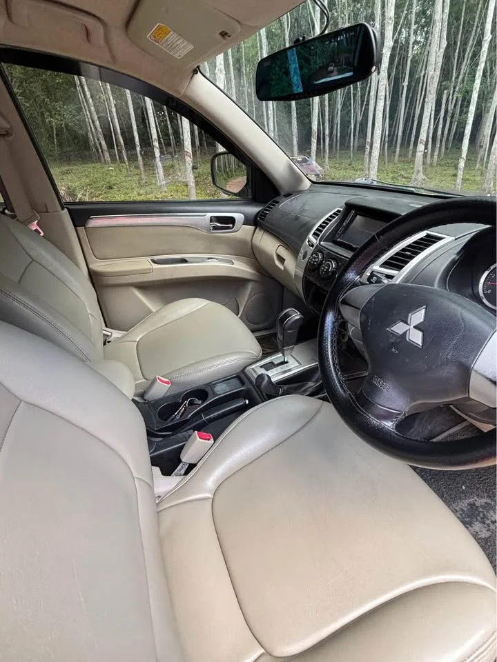 2009 Mitsubishi Pajero Sport II 2