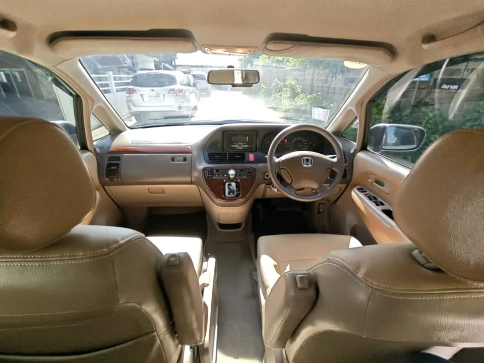 2001 Honda Odyssey II 2