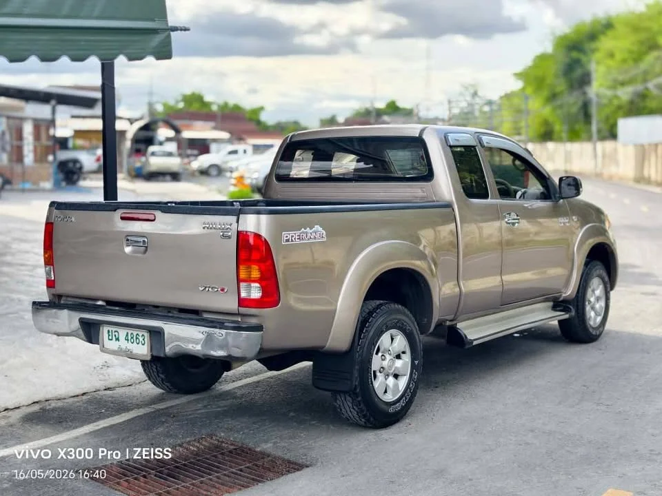 2006 Toyota Hilux VII 3