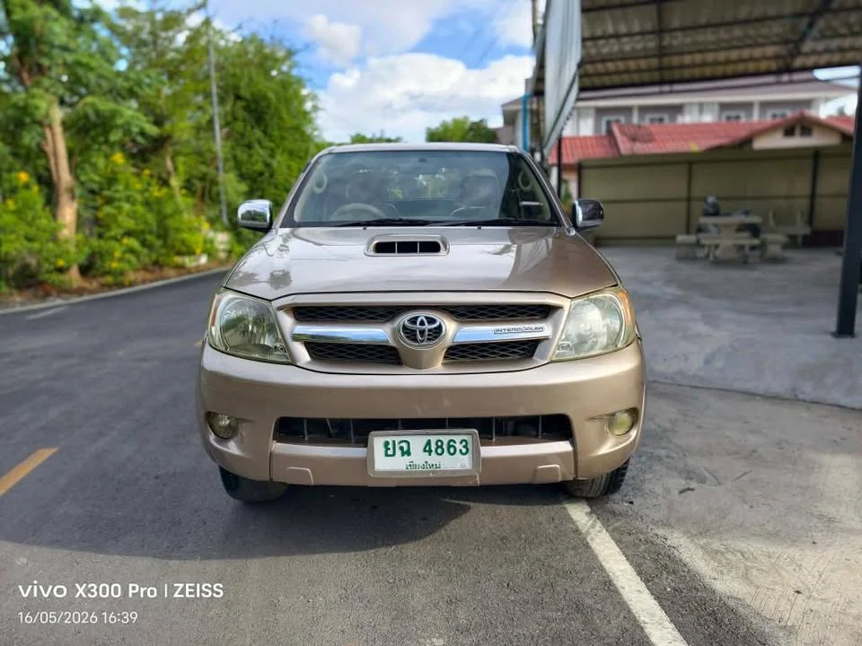 2006 Toyota Hilux VII 2