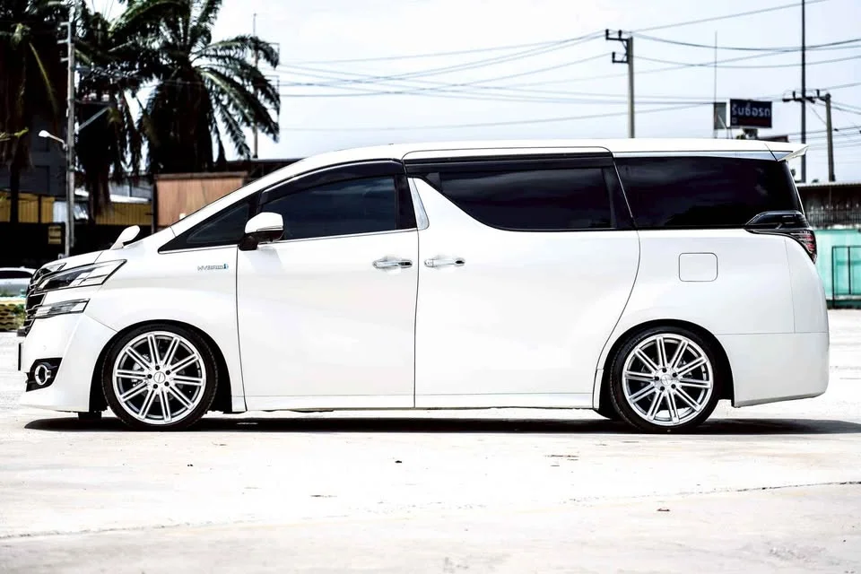 2017 Toyota Alphard, Vellfire III (AH30) 3