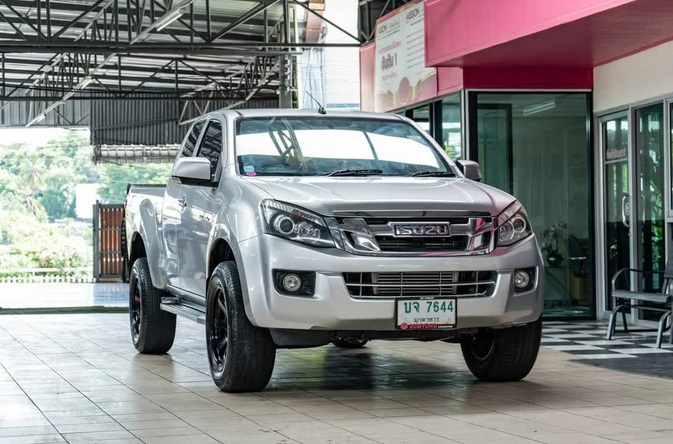 2013 Isuzu D-Max II (RT) 2