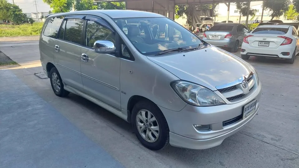 2007 Toyota Innova I 3