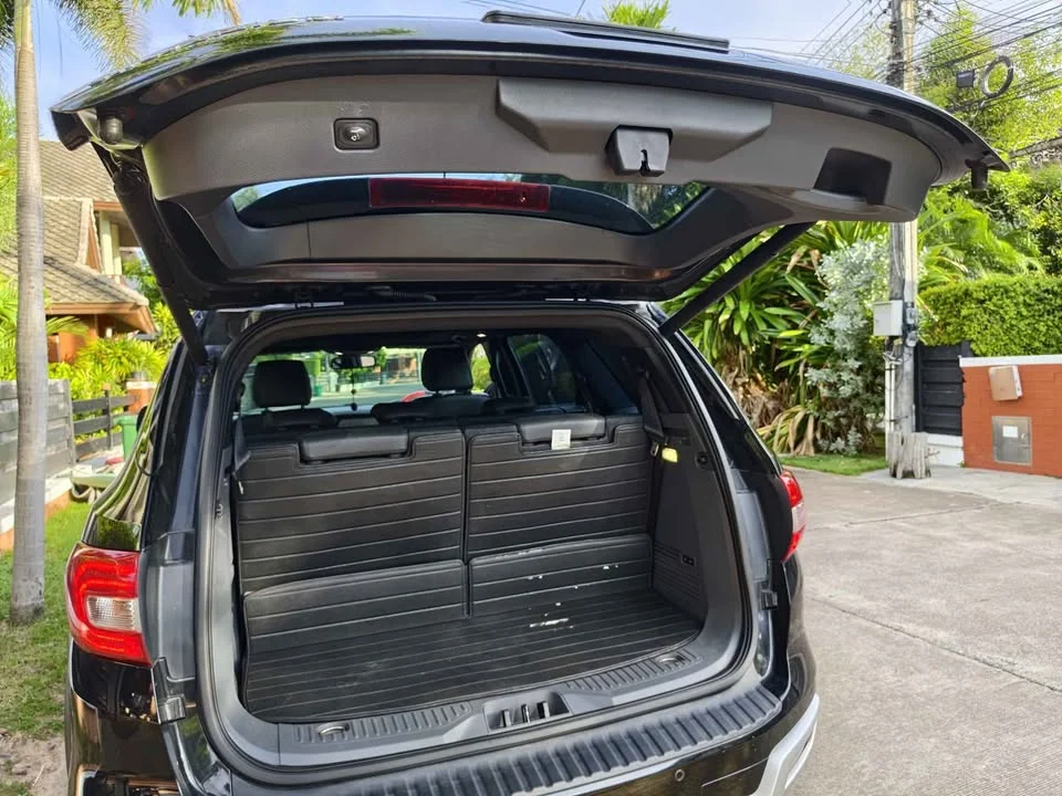2017 Ford Everest II 3