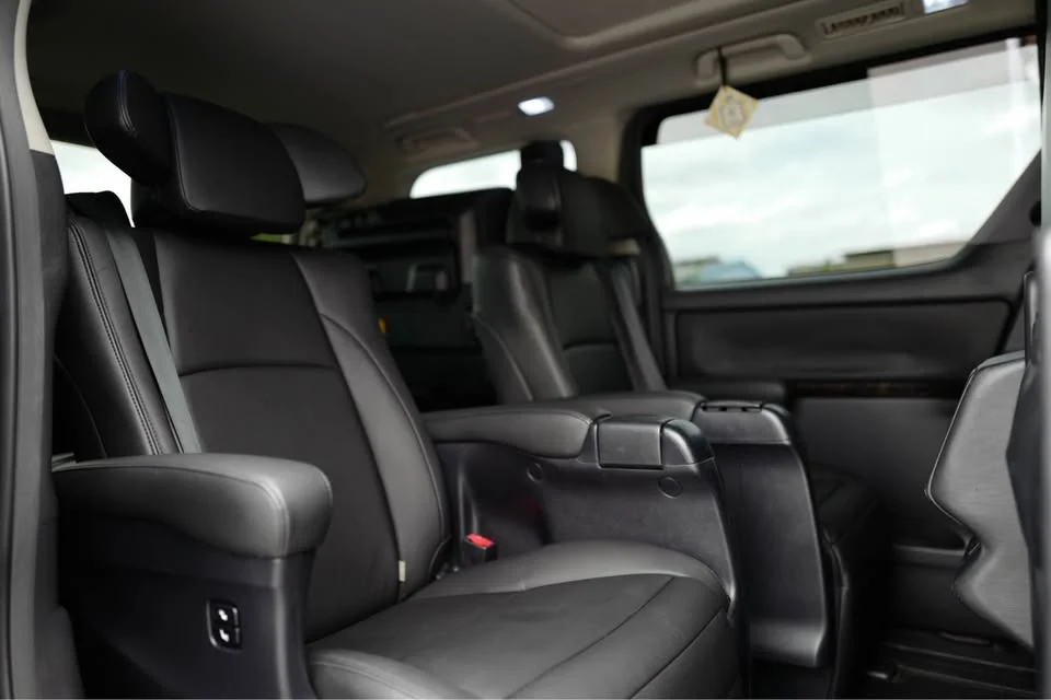 2014 Toyota Alphard, Vellfire II (AH20) 3