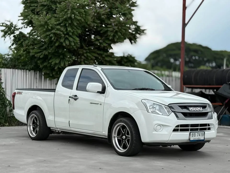 2017 Isuzu D-Max II (RT) 3