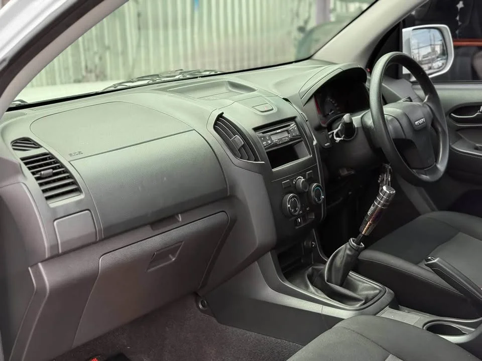 2017 Isuzu D-Max II (RT) 2