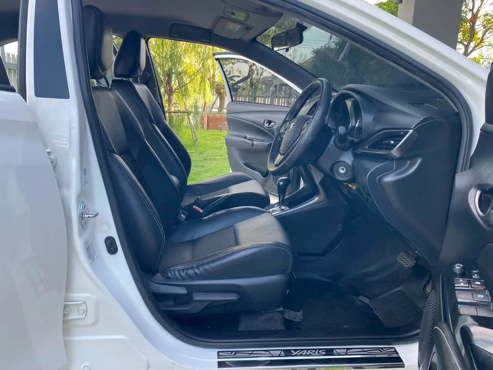 2022 Toyota Yaris ATIV III 2
