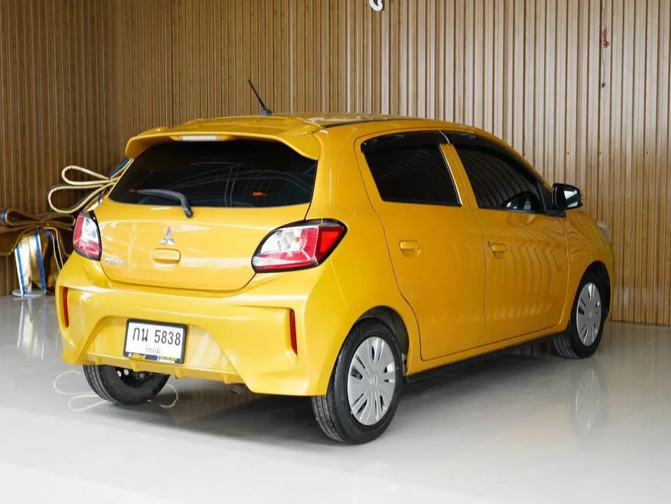 2020 Mitsubishi Mirage VI 3