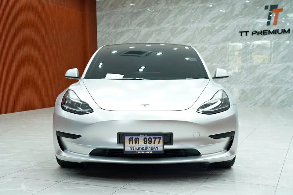 2022 Tesla Model 3 2