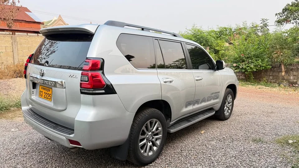 Toyota Land Cruiser Prado J150 3