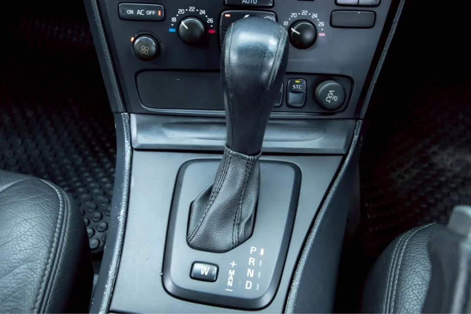 2005 Volvo V70 II 2