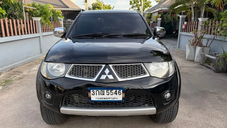 2013 Mitsubishi Triton IV 3
