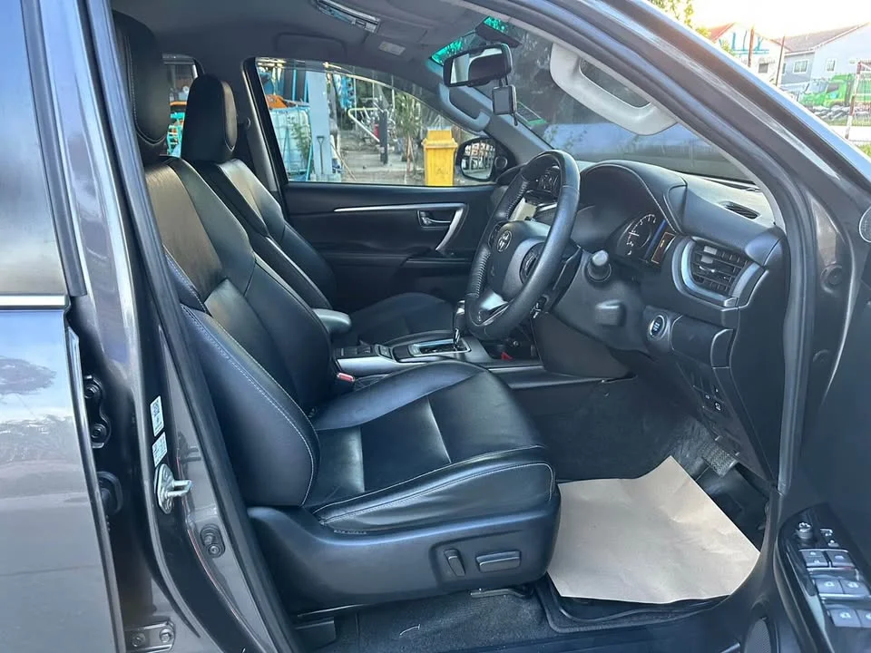 2022 Toyota Fortuner II 2