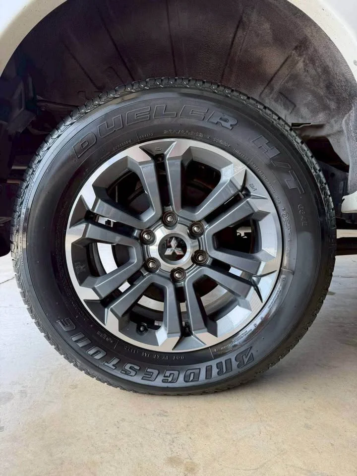 2010 Mitsubishi Pajero Sport II 3