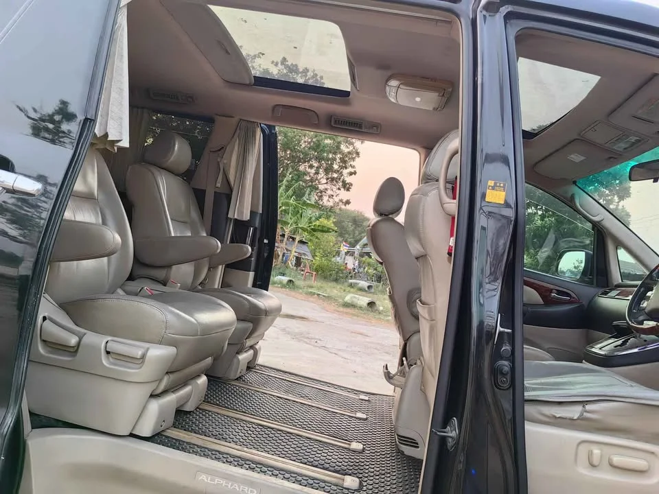 2005 Toyota Alphard, Vellfire I (AH10) 2