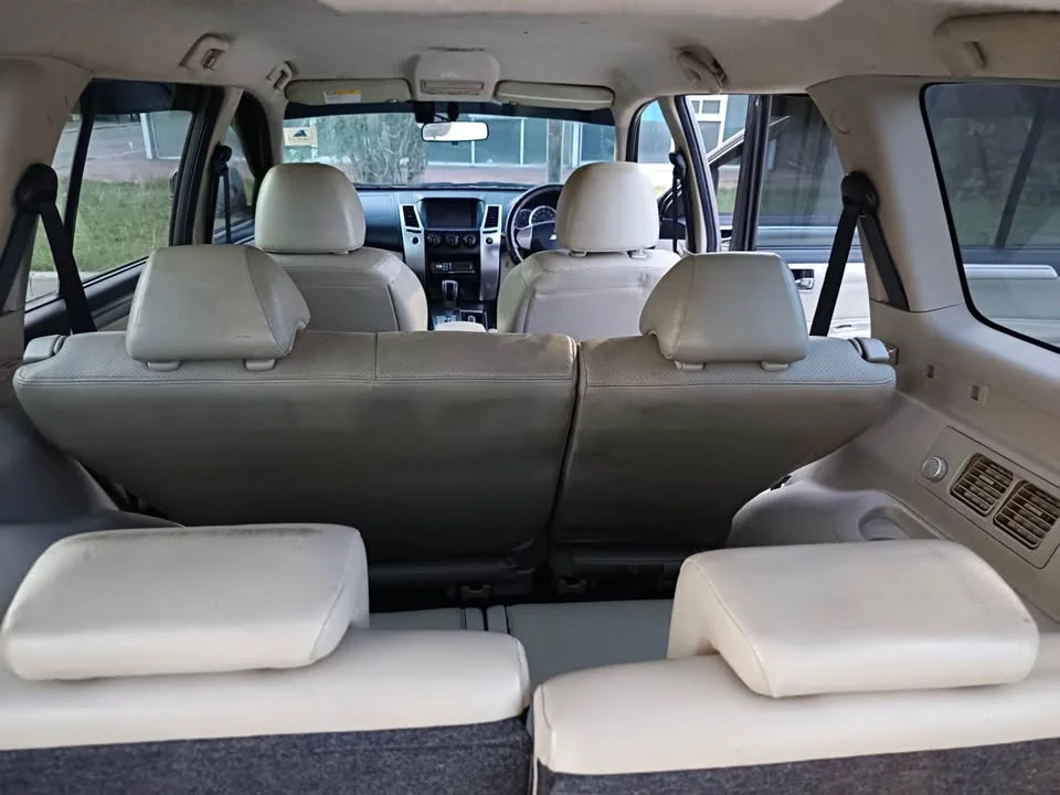 2011 Mitsubishi Pajero Sport II 2