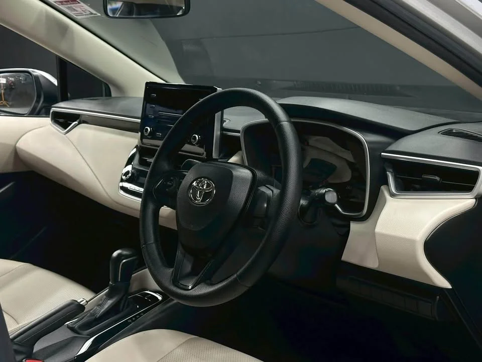 2020 Toyota Corolla Altis XII (E210) 3