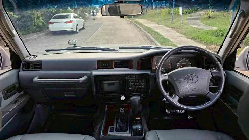 1997 Toyota Land Cruiser J80 3