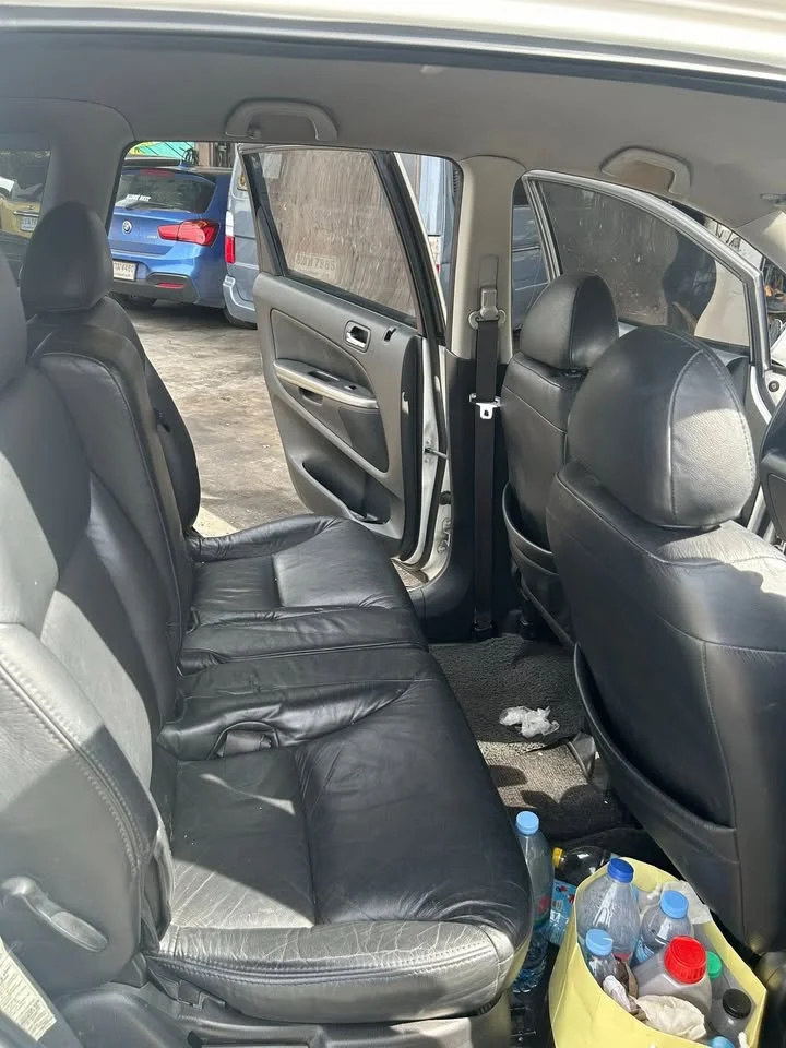 2004 Honda Stream I 2