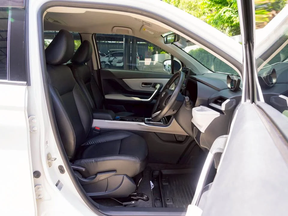 2023 Toyota Veloz III 3