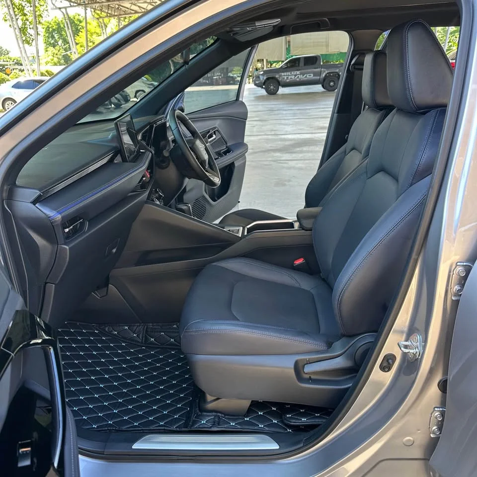2024 Toyota Yaris Cross AC200 3