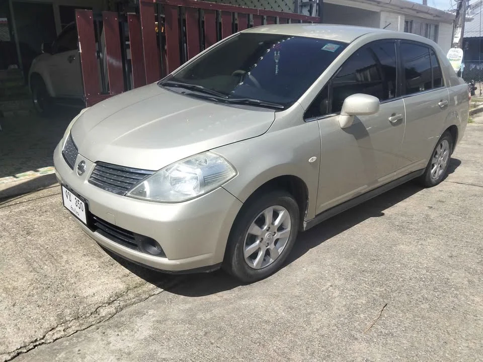 2008 Nissan Tiida I (C11) 3